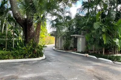 Lush landscaping throughout. Quiet community insid