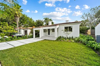 829 Granada Groves Ct 0 1