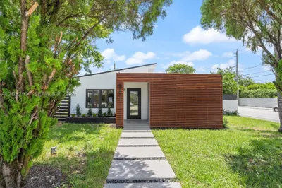 94 NW 48th St 0 1