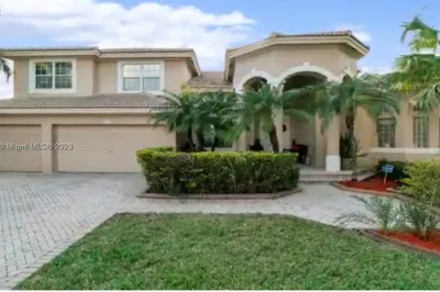 1860 NW 168th Ave 1