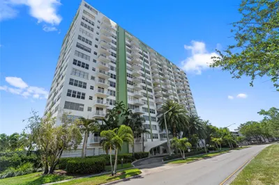 2100 Sans Souci Blvd #1410 1