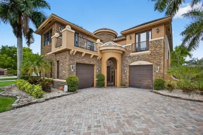 3501 Collonade Drive 1