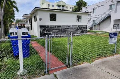 540 NW 25th Ct 1