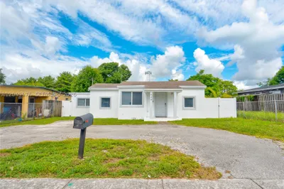 649 NW 24th Ave 1