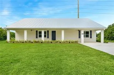 1105 6th Court Sw 1
