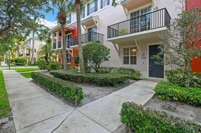 276 Quarry Knoll Way 1