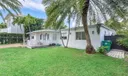 220 Hampton Ln Photo
