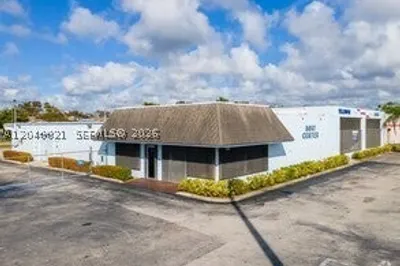 1771 S State Road 7 1