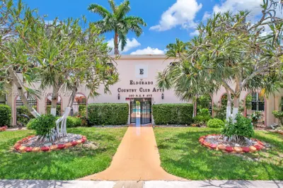 160 NE 8th Ave #27A 1