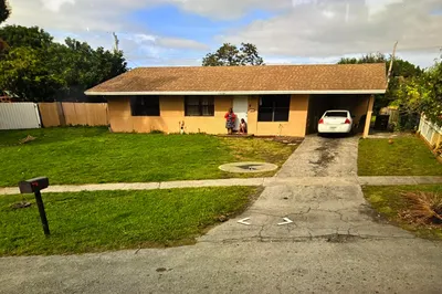 1655 44th Street 1