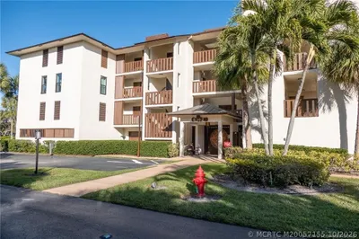 162 SE Saint Lucie Boulevard #204B 1