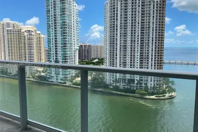 300 S Biscayne Blvd #T-1606 1