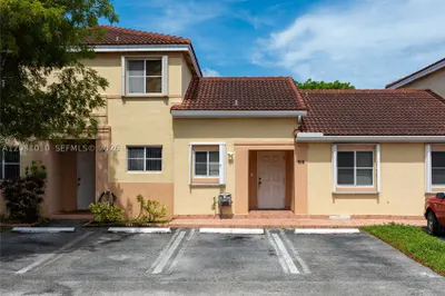 330 NW 114th Ave #7-105 1