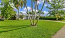 5277 Pine Tree Dr Photo