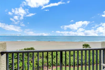 400 Ocean Trail Way #401