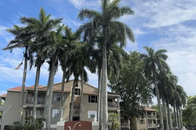 1760 Palm Cove Boulevard #106 1