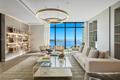 7065 Fisher Island Dr #7065 1