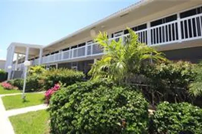 2734 NE 27TH Court #21 1