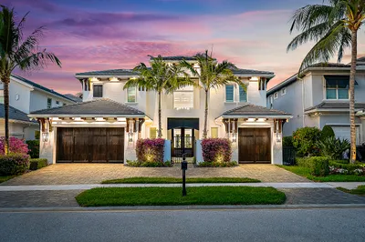 1603 E Hemingway