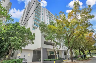 1723 SW 2nd Ave #1001 1