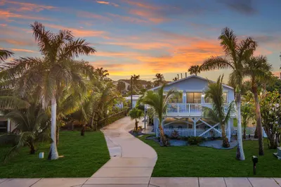 1145-S-Ocean-Drive-Fort-Pierce-59_Front
