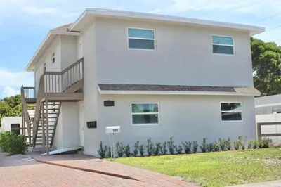 305 Cypress Drive #3 1