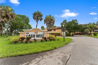 430 Commodore Dr #310 1