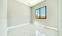 2260 E 9th Ave Photo