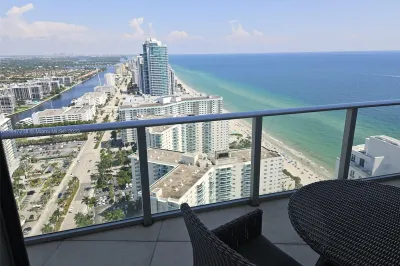 4111 S Ocean Dr #3308 1