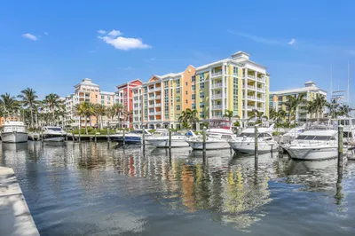 804 E Windward Way #211 1