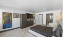 7135 Collins Ave #1735 Photo