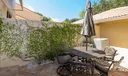 253 Old Meadow Way Photo