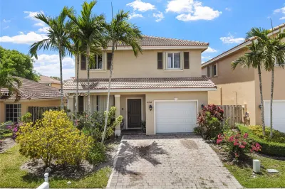 8956 SW 215th Ter 1