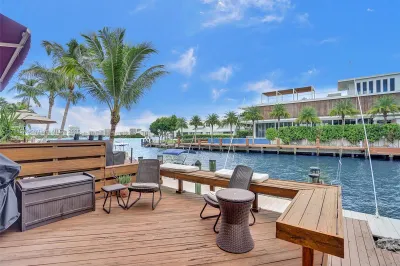 Dock
