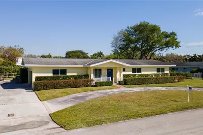 7545 SW 140th St 1