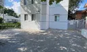 835 SW 8th Ave Photo