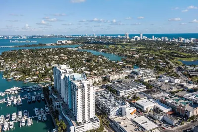 1800 Sunset Harbour Dr #1212 1