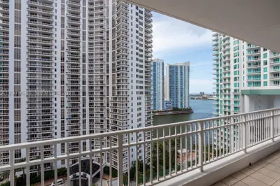 801 Brickell Key Blvd #2110 1