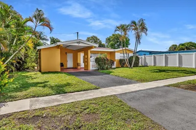 3560 NW 34th Way 1
