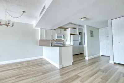 4254 D Este Court #304 1
