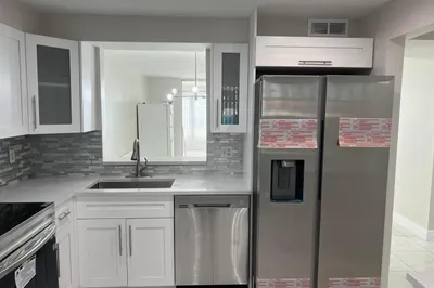 24 Abbey Lane #204 1