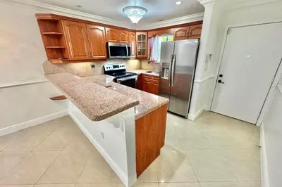 6074 Forest Hill Boulevard ##107 1