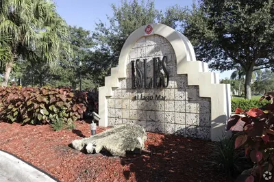 12730 VISTA ISLES Drive #812 1