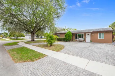 6500 SW 16th Court 1