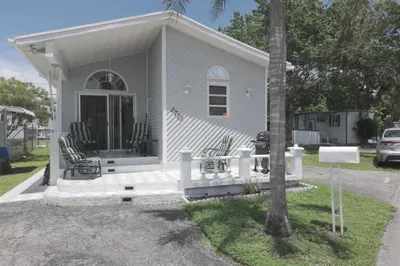 2773 NW 29th Place 1