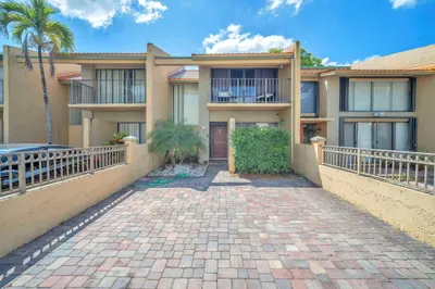 740 E Coco Plum Circle #3 1