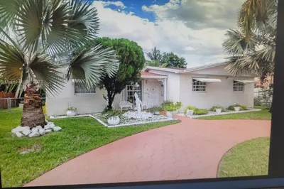 830 NW 200th Terrace 1