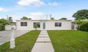 941 E 16th Pl Photo