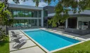 7425 Howard Dr Photo