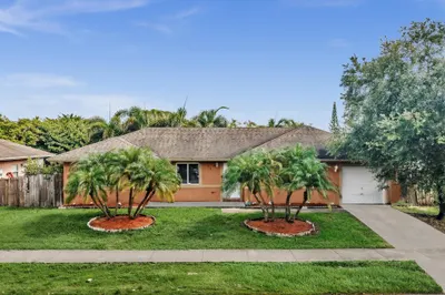 916 NW 3rd Terrace 1
